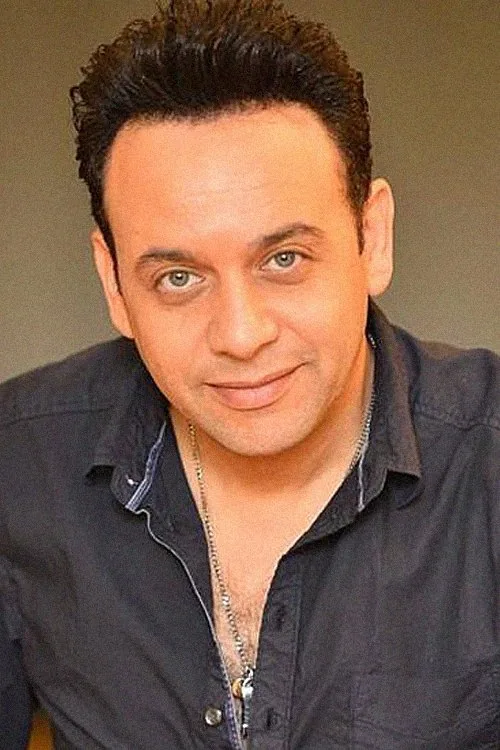 مصطفى قمر