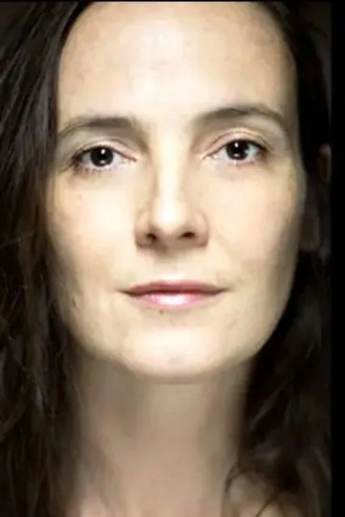 Estelle Tolstoukine