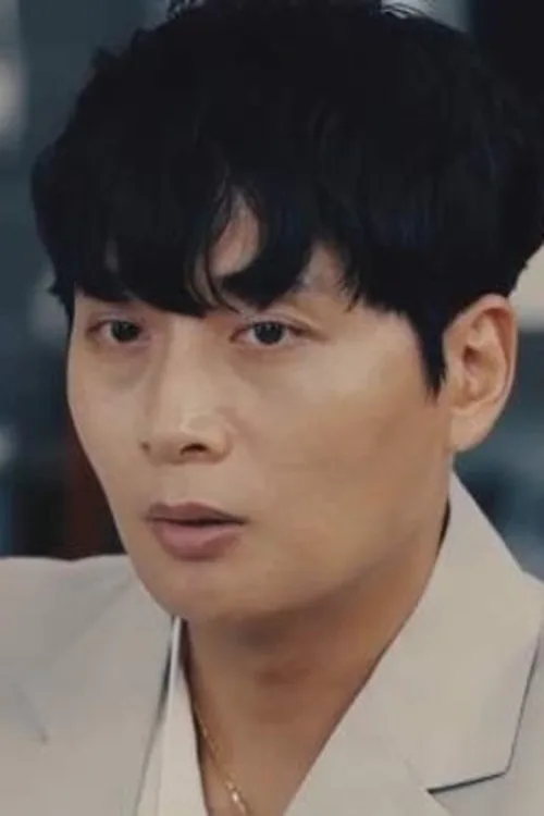 Kang Min-woo