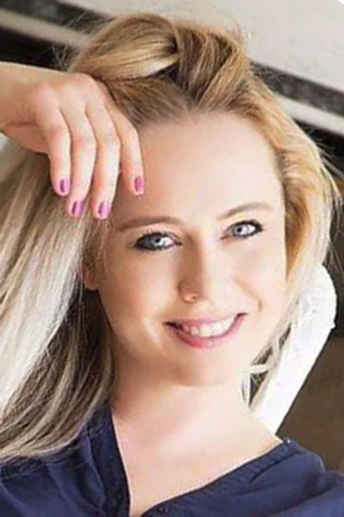 Eva Ujfaluši