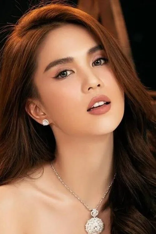 Ngoc Trinh