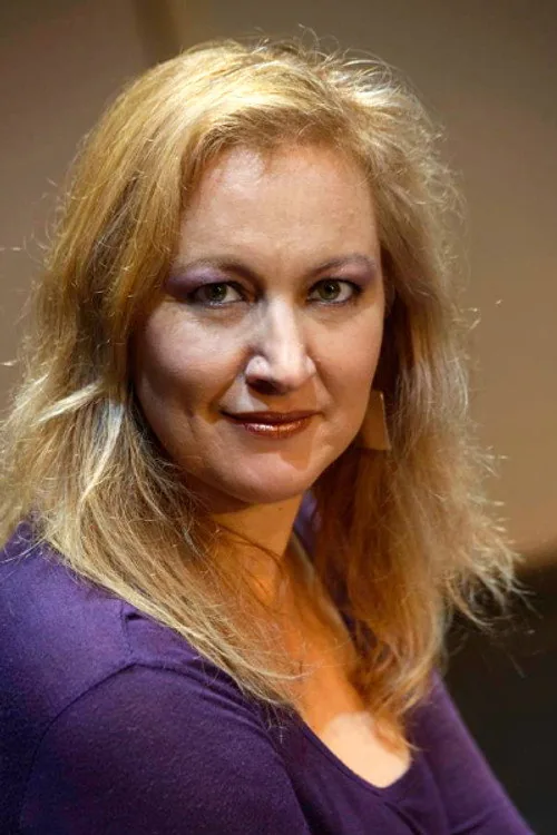 Πόπη Χριστοδούλου
