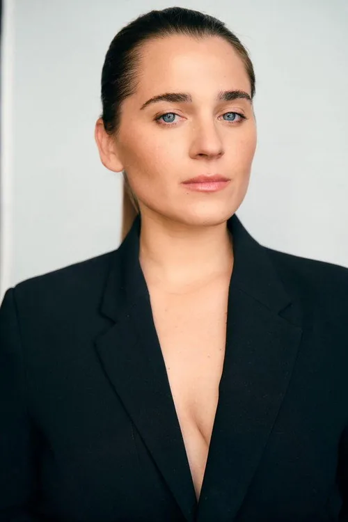 Taryn Kelly