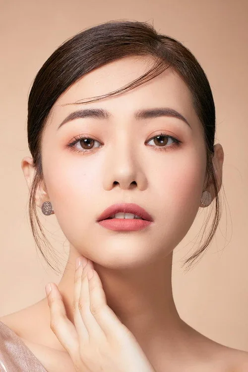 Polly Lau