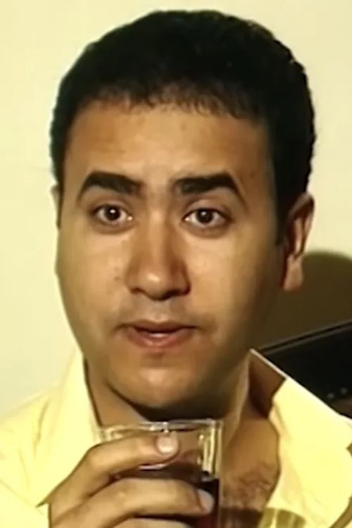 أيمن حسين