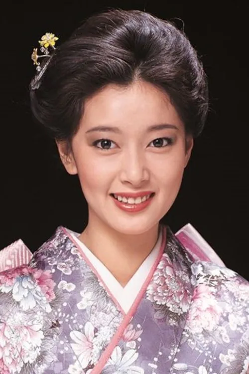 夏目雅子