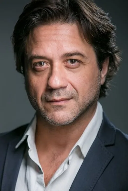 Enrique Arce